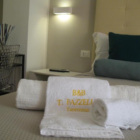 Bed&Bed Tommaso Fazzello Only Rooms Taormina Bagian luar foto