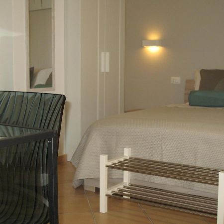Bed&Bed Tommaso Fazzello Only Rooms Taormina Bagian luar foto