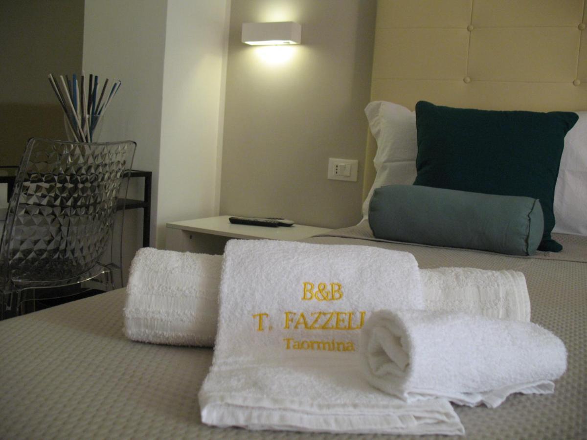 Bed&Bed Tommaso Fazzello Only Rooms Taormina Bagian luar foto