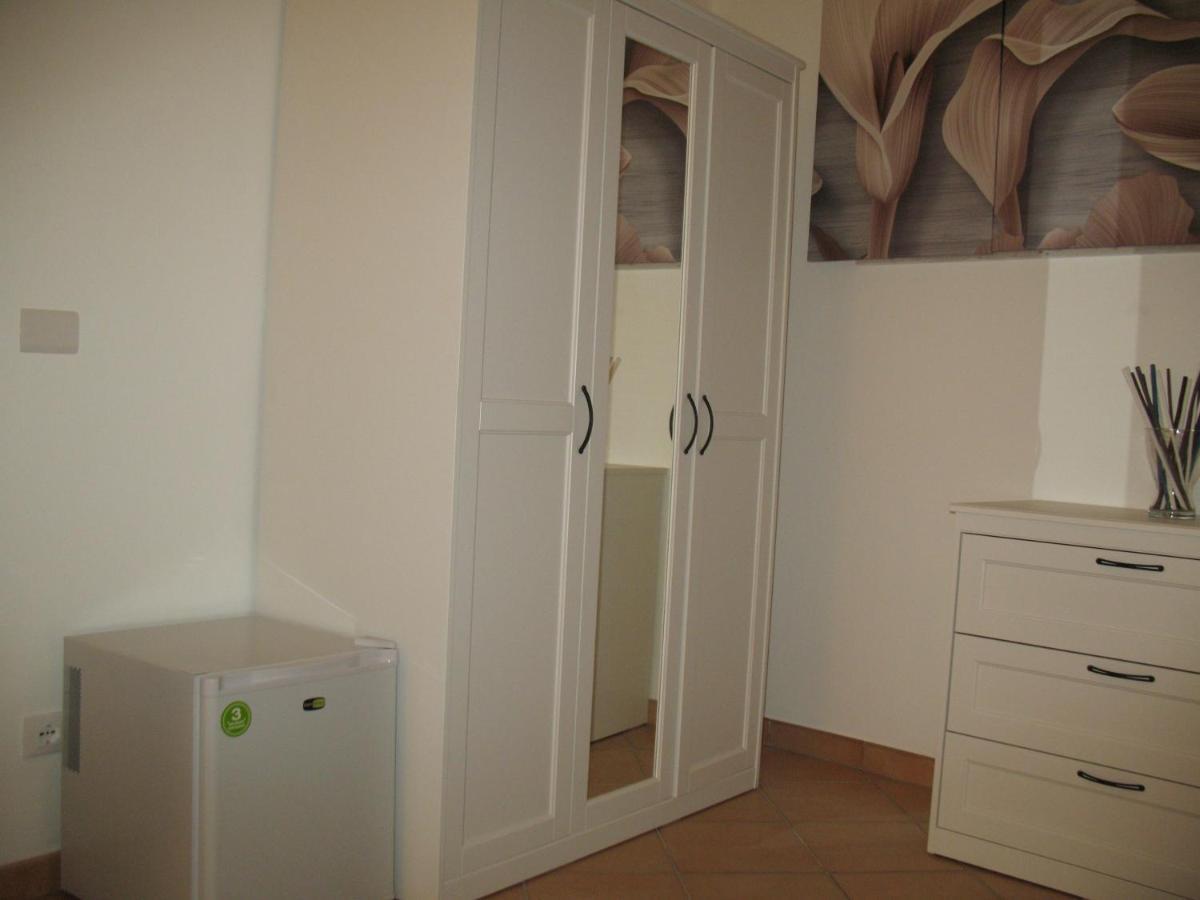 Bed&Bed Tommaso Fazzello Only Rooms Taormina Bagian luar foto