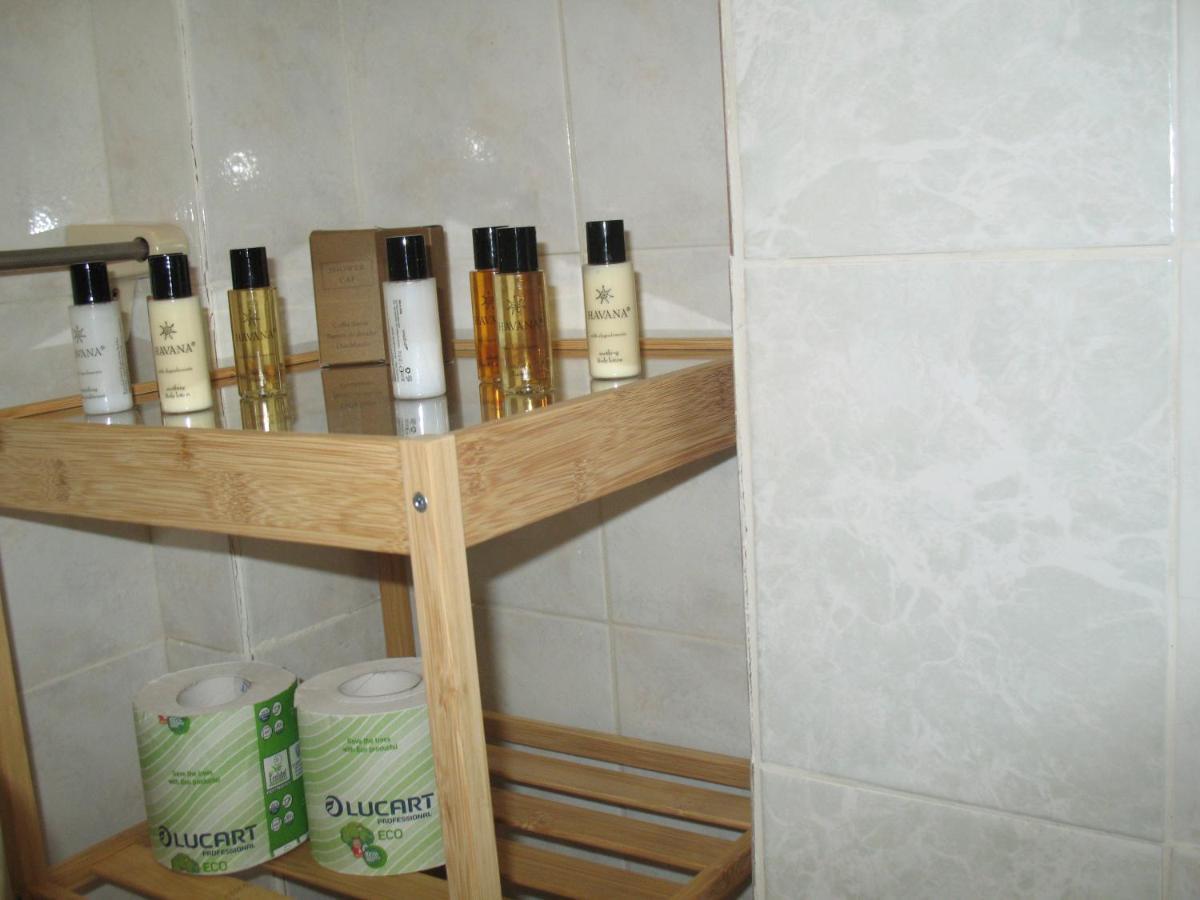 Bed&Bed Tommaso Fazzello Only Rooms Taormina Bagian luar foto