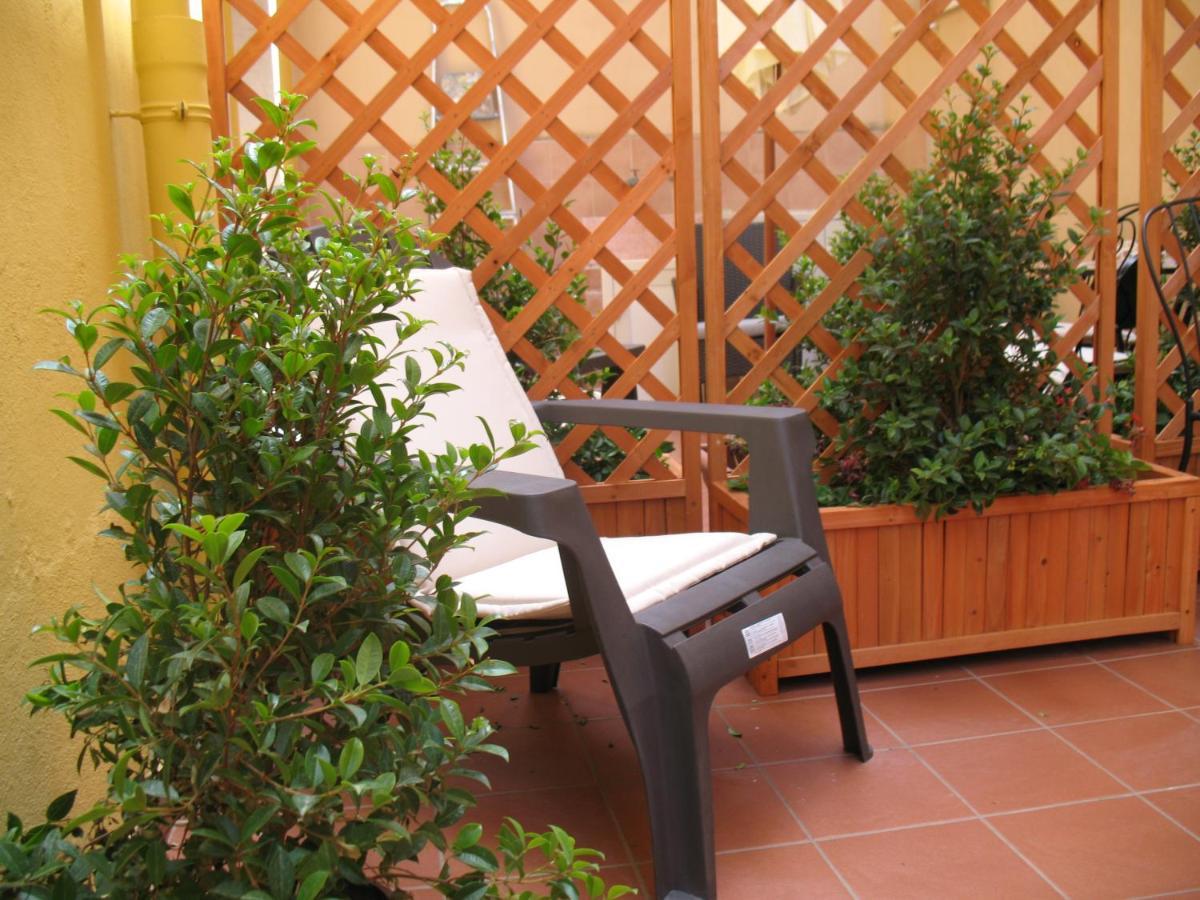 Bed&Bed Tommaso Fazzello Only Rooms Taormina Bagian luar foto